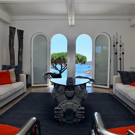 Cap Escalet Раматей